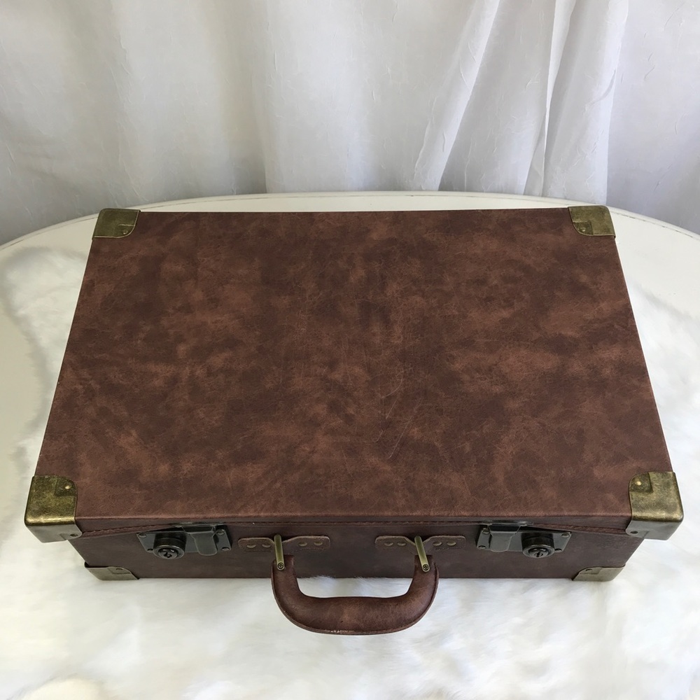 NWT Newt Scamander Fantastic Beasts Full Size Case Harry Potter World Cosplay - Picture 4 of 16